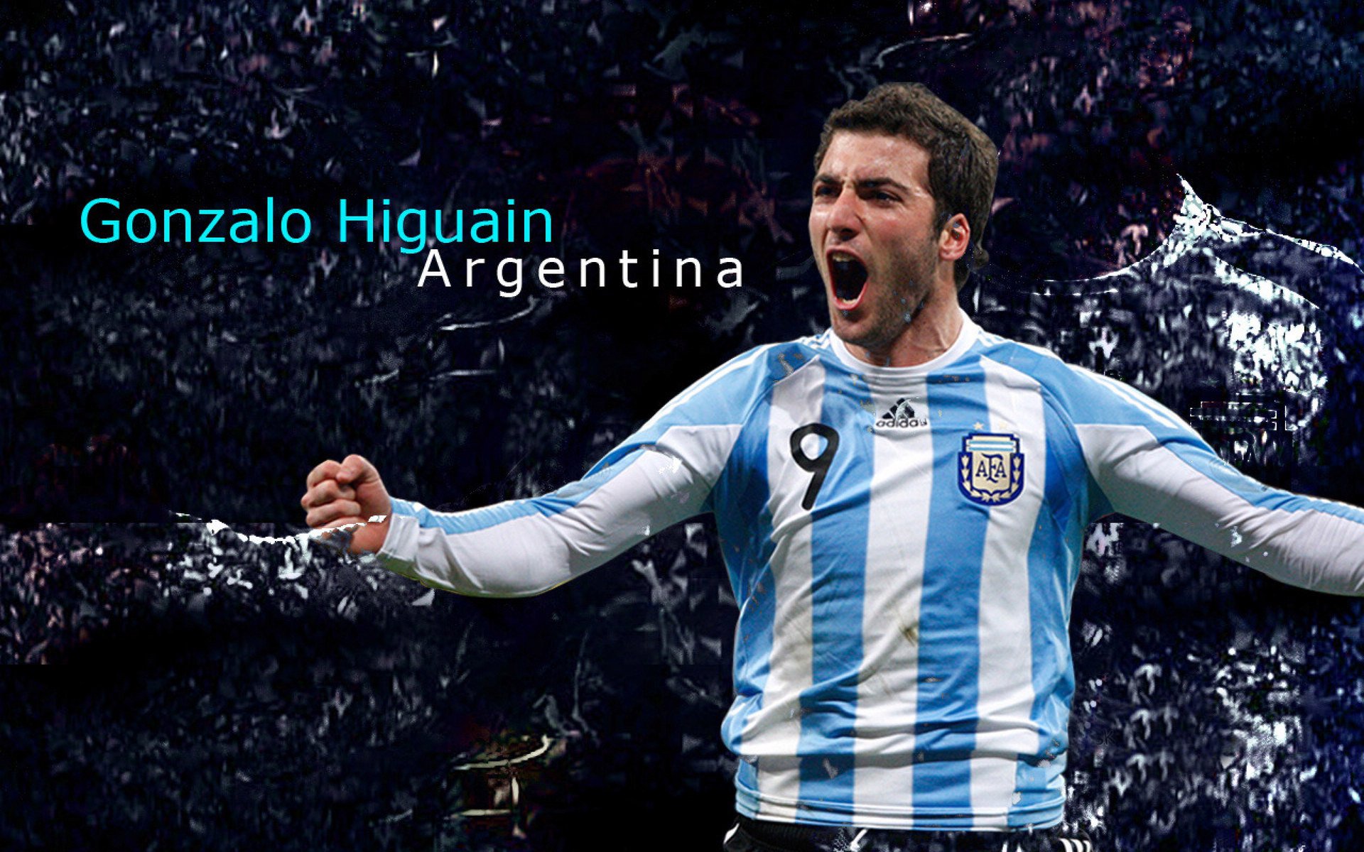 增强青训项目“引进来”和“走出去”，推动行业国际化