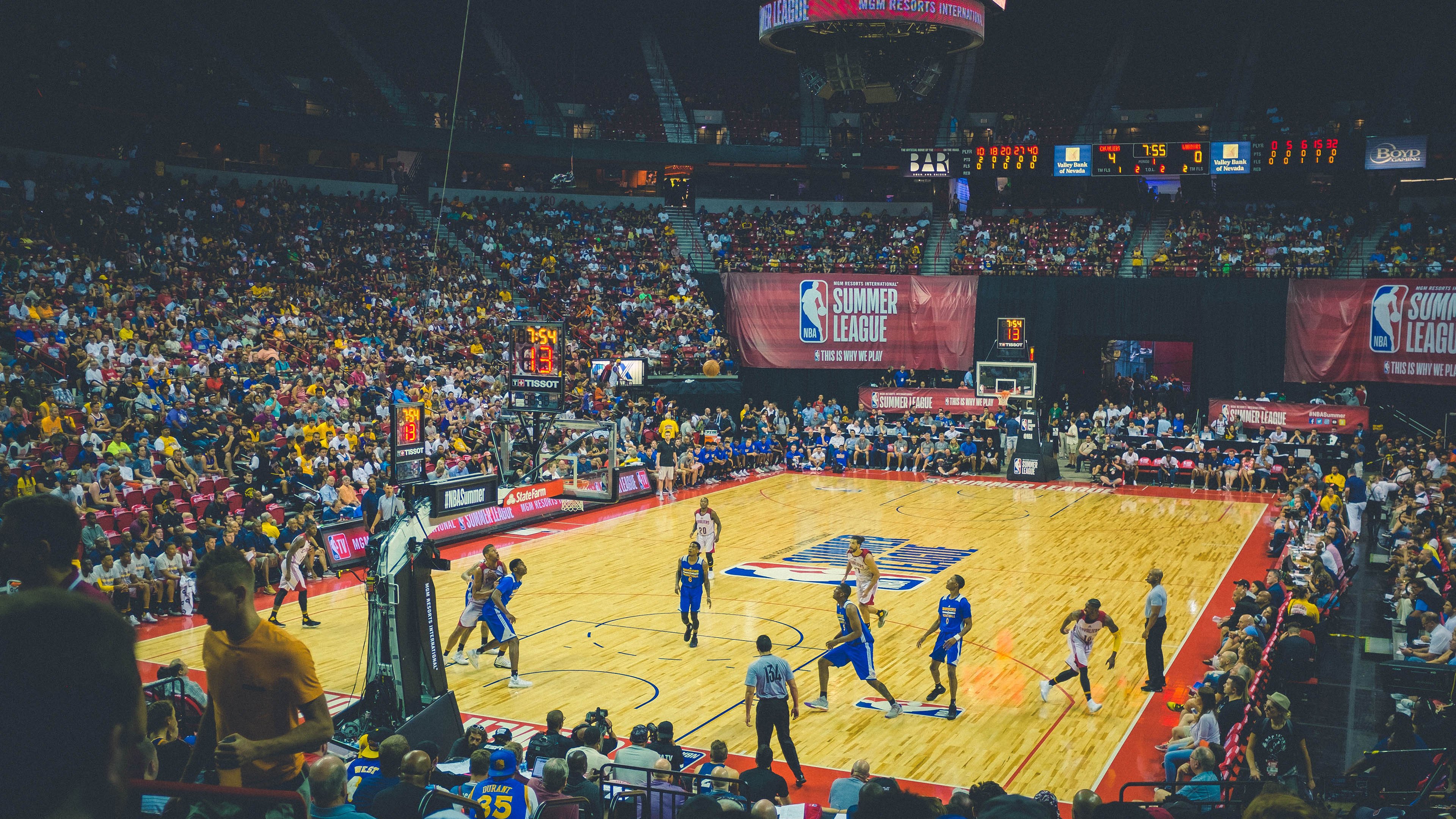 狼队夺冠在望！，狼队获胜