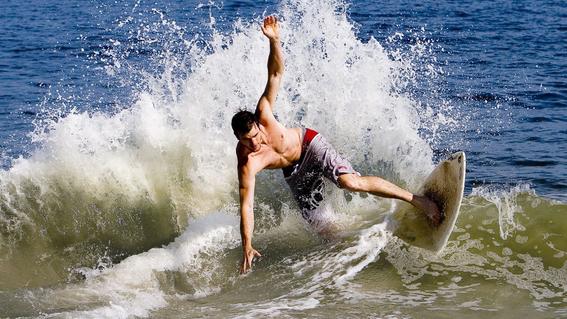 马赛1-0击败蒙彼利埃，武卡乔绝杀终结战局，马赛武士